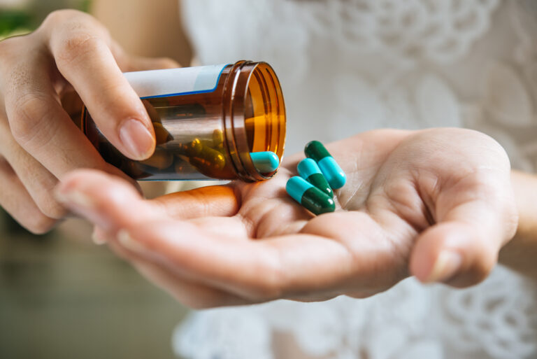 Medicamentos gratuitos em 2026: como funciona a Farmácia Popular (e o caminho para remédios de alto custo)