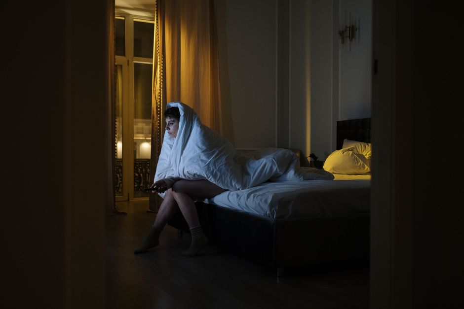 Como dormir bem quando seu celular não deixa você desligar